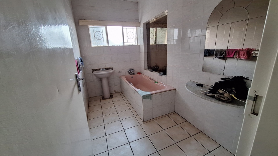 4 Bedroom Property for Sale in Potchefstroom South North West